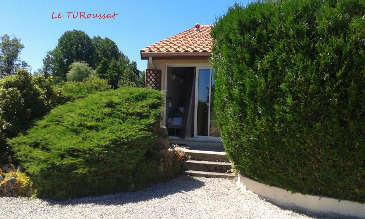 Le Ti'Roussat Bed and Breakfast Saint-André-de-Cubzac Eksteriør billede